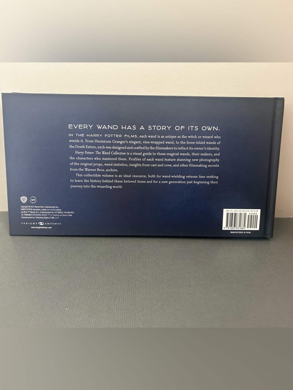 Harry Potter The Wand Collection Book - Picture 2 of 2